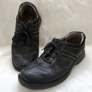 Clarks black casual lace up shoe